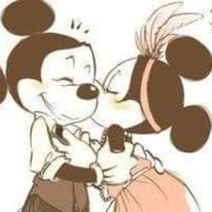 Meet your Posher, Troy